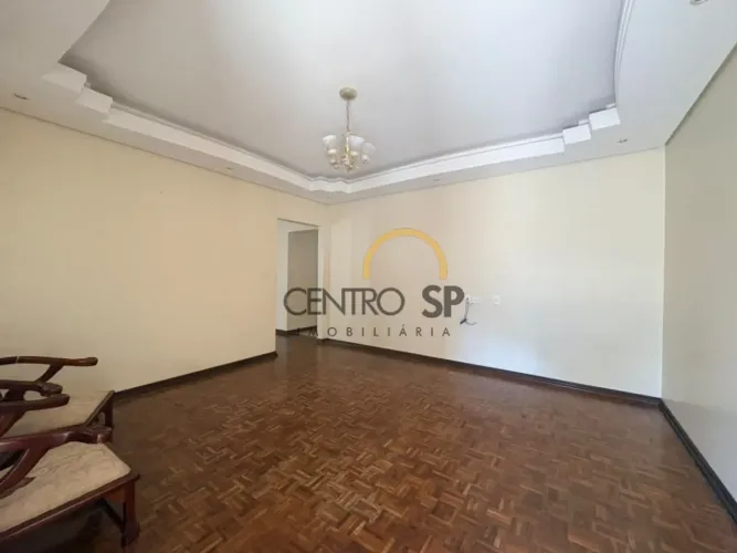 Casa para aluguel e venda com 262,95 m² e 3 quartos em Vila São João da Boa Vista, Bauru -