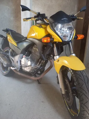 MOTO CB300R 