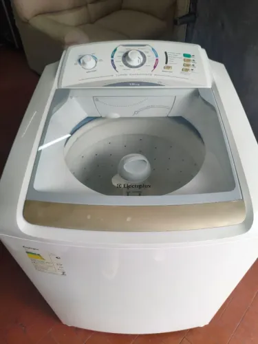 Máquina de lavar 12 kilos