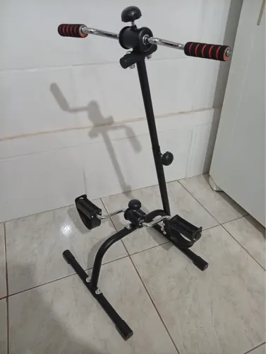 Mini bicicleta ergométrica dupla
