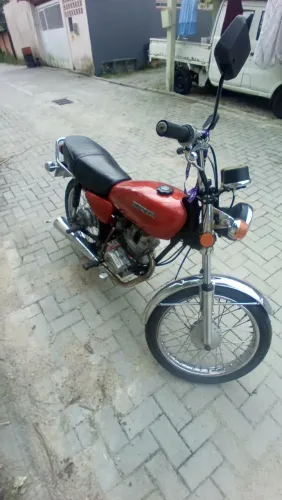 CG 125 bolinha
