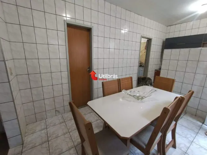 Casa à venda, 2 quartos, 1 suíte, Sagrada Família - Belo Horizonte/MG