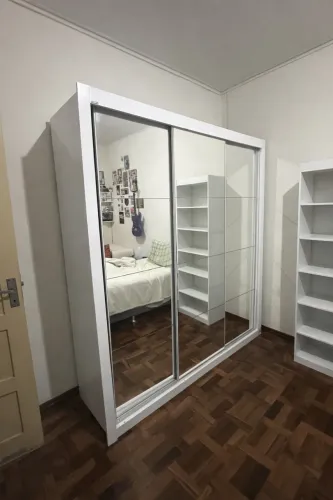 Guarda-roupa 2m com Espelho + Trilho Alumínio | Excelente Estado