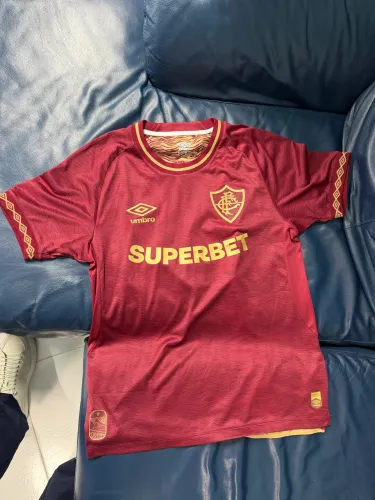 camisa grená fluminense tamanho M 2025 umbro