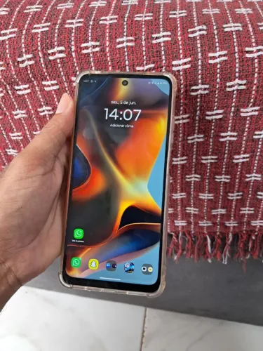 Vendo ou troco moto g06 lançamento 128 gigas 8 de ram