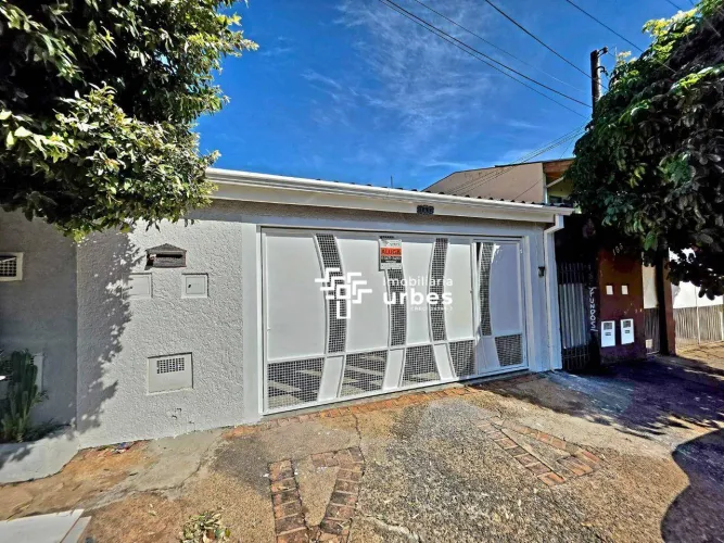 Casa com 3 dormitórios para alugar, 136 m² por R$ 2.292,39/mês - Parque Residencial Jaguar