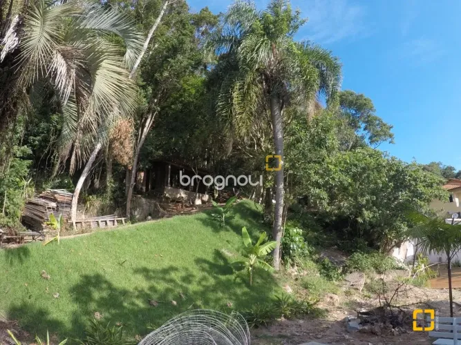 Terreno com mais de15 mil m², com viabilidade de construção, no Sambaqui/Florianópolis