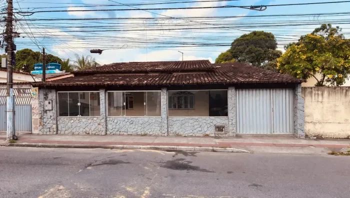 Casa Comercial Ampla para Locação em Região de Alto Fluxo Laranjeiras Serra ES