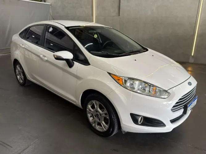 Ford Fiesta Sedan 1.6 16V Flex Mec. 2014
