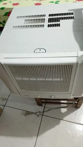 VENDO AR CONDICIONADO 10 MIL BTS E UMA MÁQUINA DE LAVAR DE 12 KG