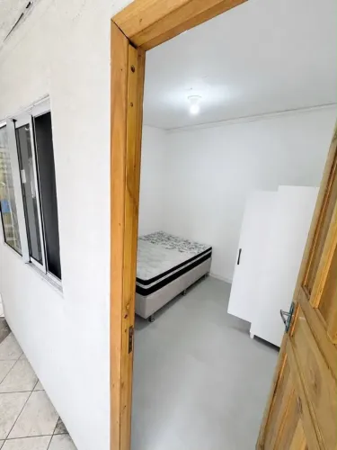 Quarto individual mobiliado para alugar - Itacorubi