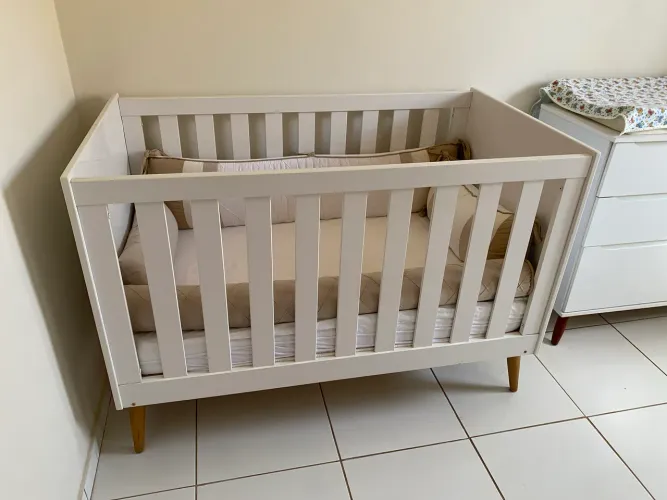 Berço americano retrô com colchão 