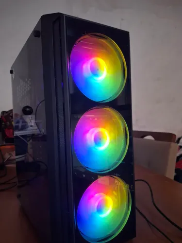 Pc gamer precisa de ssd e ram troco ou vendo