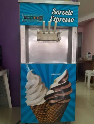 Máquina de sorvete