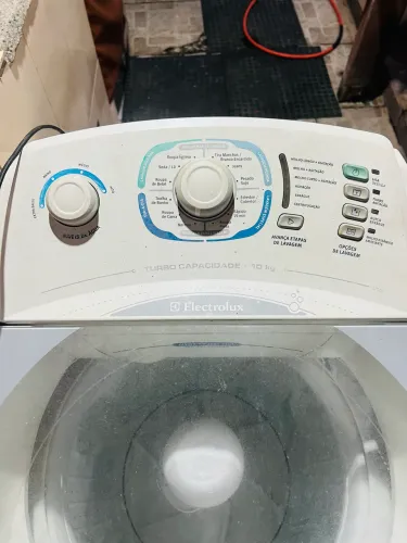 Máquina de lavar Electrolux 