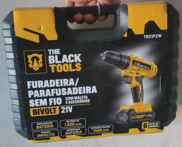 Furadeira e parafusadeira de impacto nova