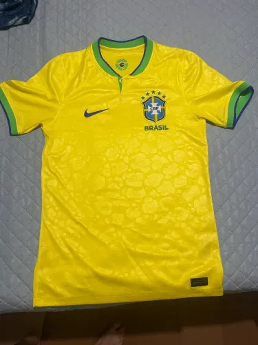 Camisa Original do Brasil - Novíssima