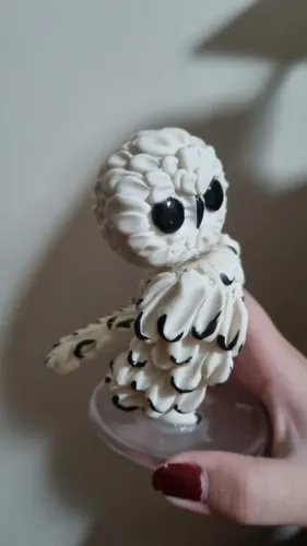 Coruja de biscuit feita a mão - artesanato 