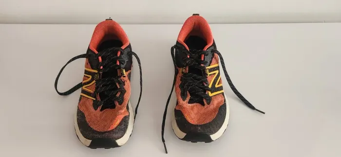 Tênis New Balance Fresh Foam x Hierro V7 laranja