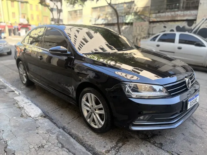 Volkswagen Jetta Highline 2.0 TSI 16V 4P Tiptronic 2017