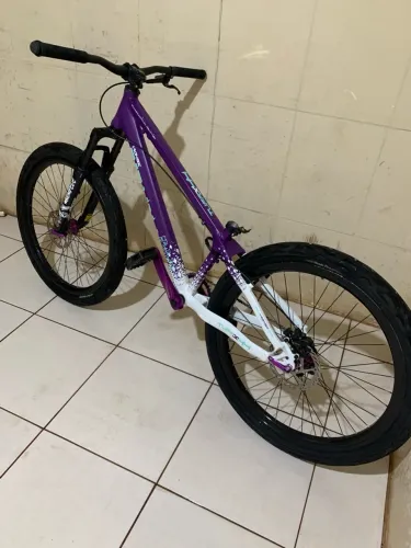 Quadro vinkgx tuff 44