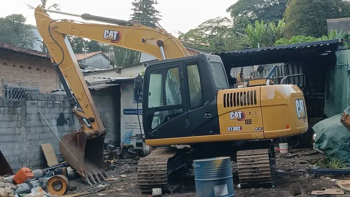 Escavadeira caterpillar 313
