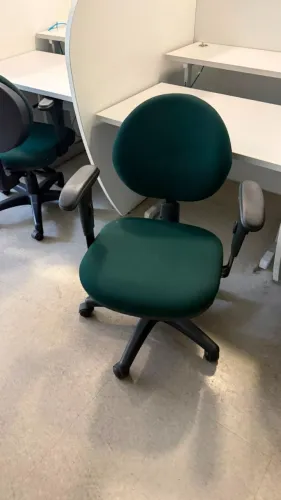 cadeira escritório giratoria rodinha