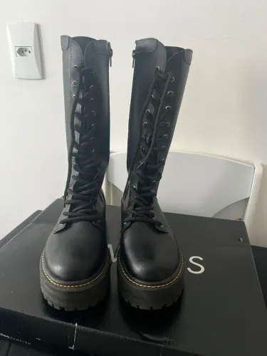 Bota cano longo 