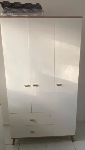 guarda roupa infantil 
