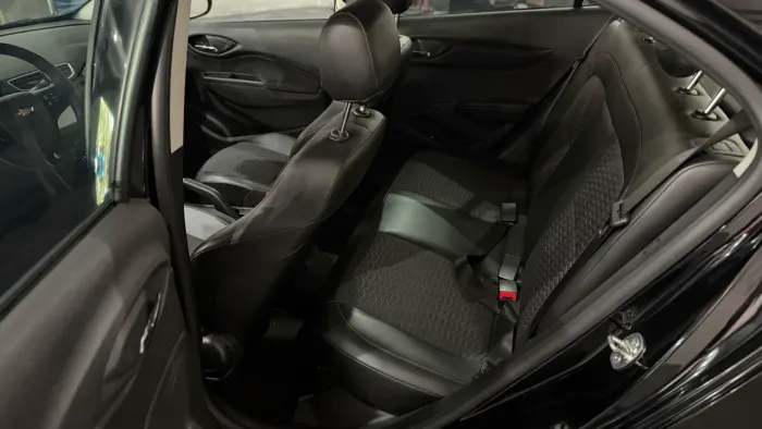 Chevrolet Onix Hatch LTZ 1.4 8V Flex Mec. 4P 2017