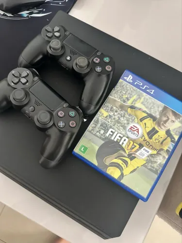 PlayStation 4 Pro (PS4)