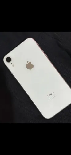 Apple iPhone XR seminovo 