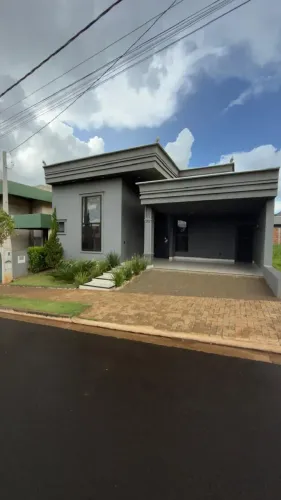 casa cond maria julia novinha frente pra area de lazer com piscina, escritorio e armarios