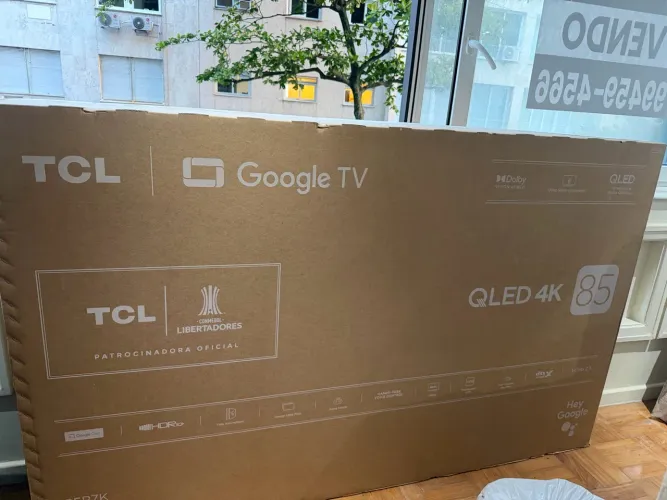Vê só tv de 85 polegadas na caixa com nota fiscal