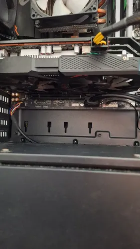 Placa de vídeo rx 6600M - com defeito