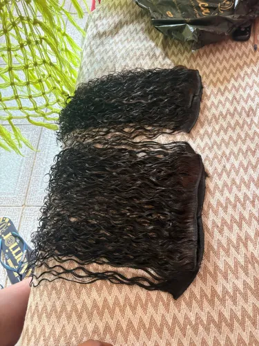 Cabelo humano cacheado