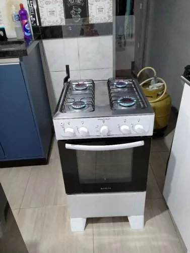 Fogão elétrico a gás com forno