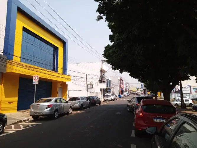 Salão para alugar em Hortolândia, Jardim Santana, com 270 m²