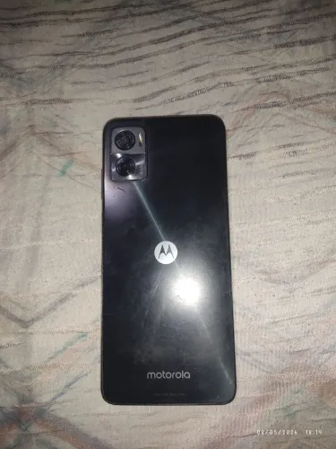 Moto e22 para retirada de peça