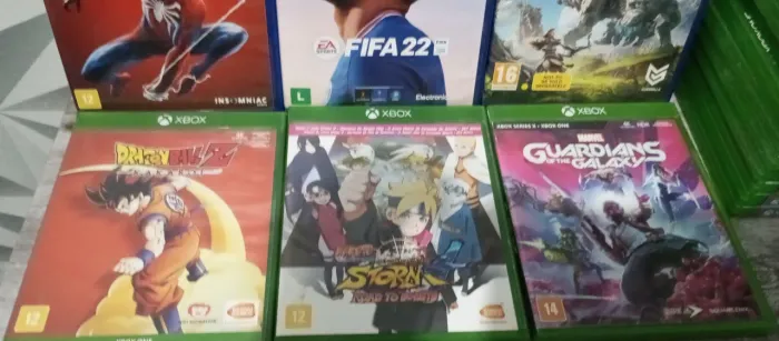 Léia a descrição Lote de Jogos de Xbox one e Pley 4