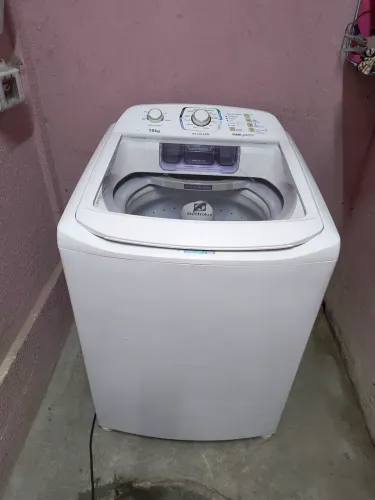 Máquina de lavar Electrolux 16kg SEMI-NOVA PERFEITA
