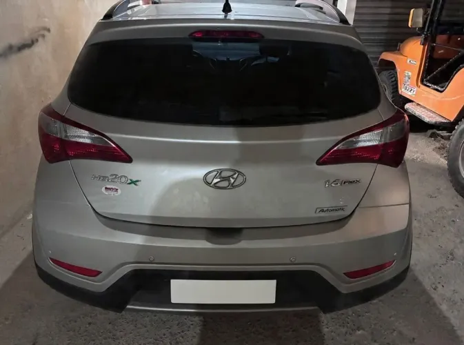 Hyundai HB20X Style 1.6 Flex 16V Aut. 2014