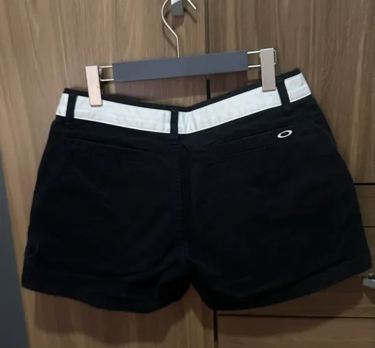 Shots Oakley
