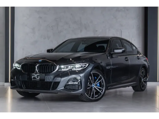 BMW 330E M Sport 2.0 Turbo Híbrido AU 2022