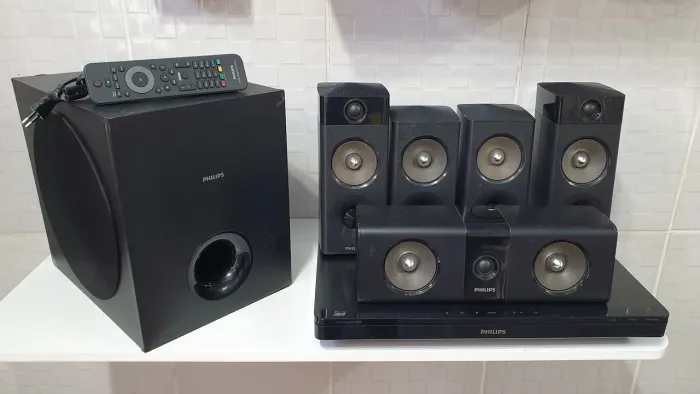 Home theater philips htb5510d defeito LEIA O ANÚNCIO