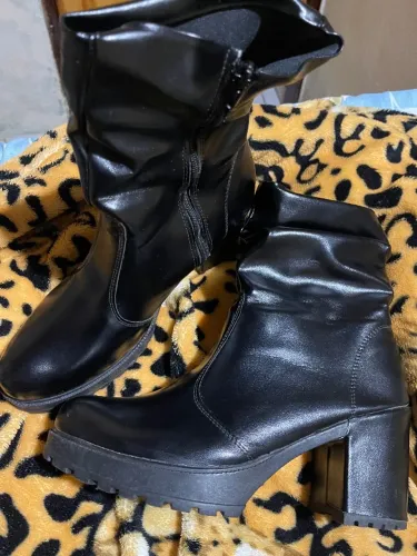 Bota feminina 