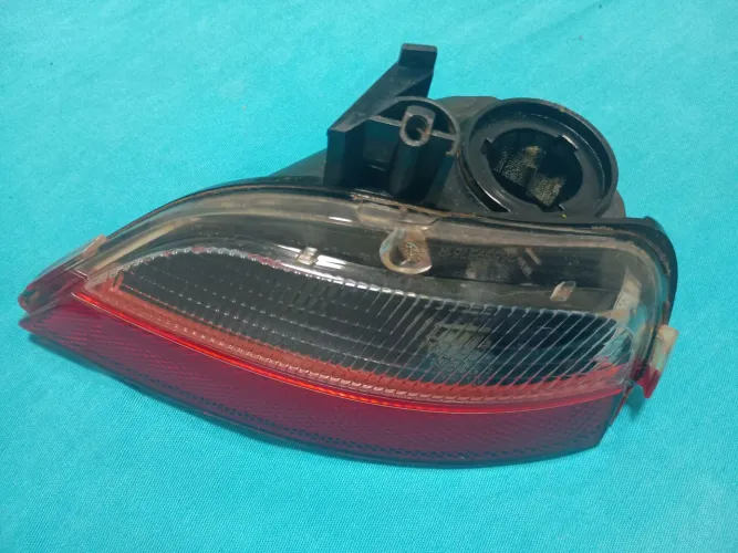 Luz de ré Duster 2023