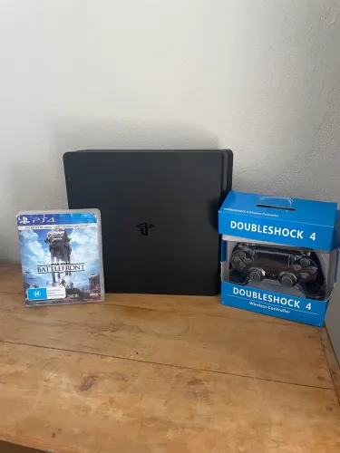 Ps4 slim 1 terá - IMPECÁVEL- SEMI NOVO