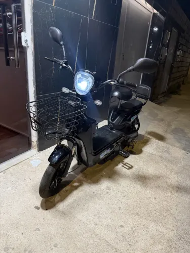 Scooter Eletrica X7 2000w 20ah 2026