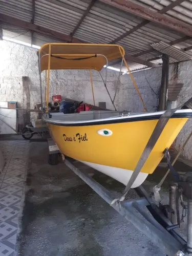 BARCO 5.5M EM FIBRA 